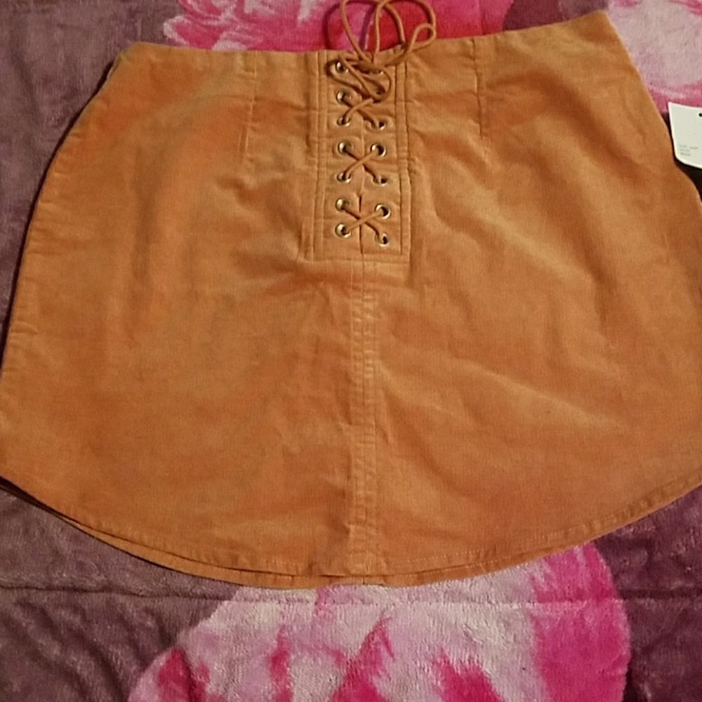 F21 skirt
